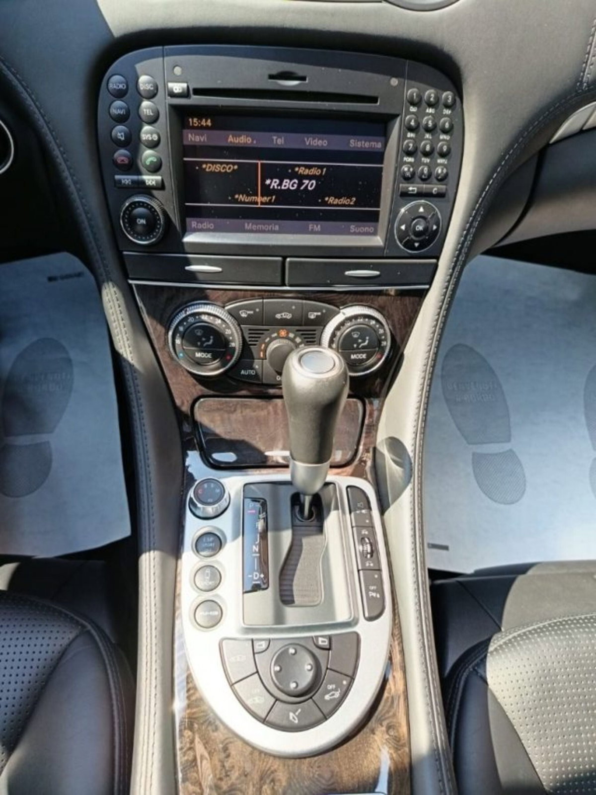 Mercedes-Benz SL 63 cat AMG (11)