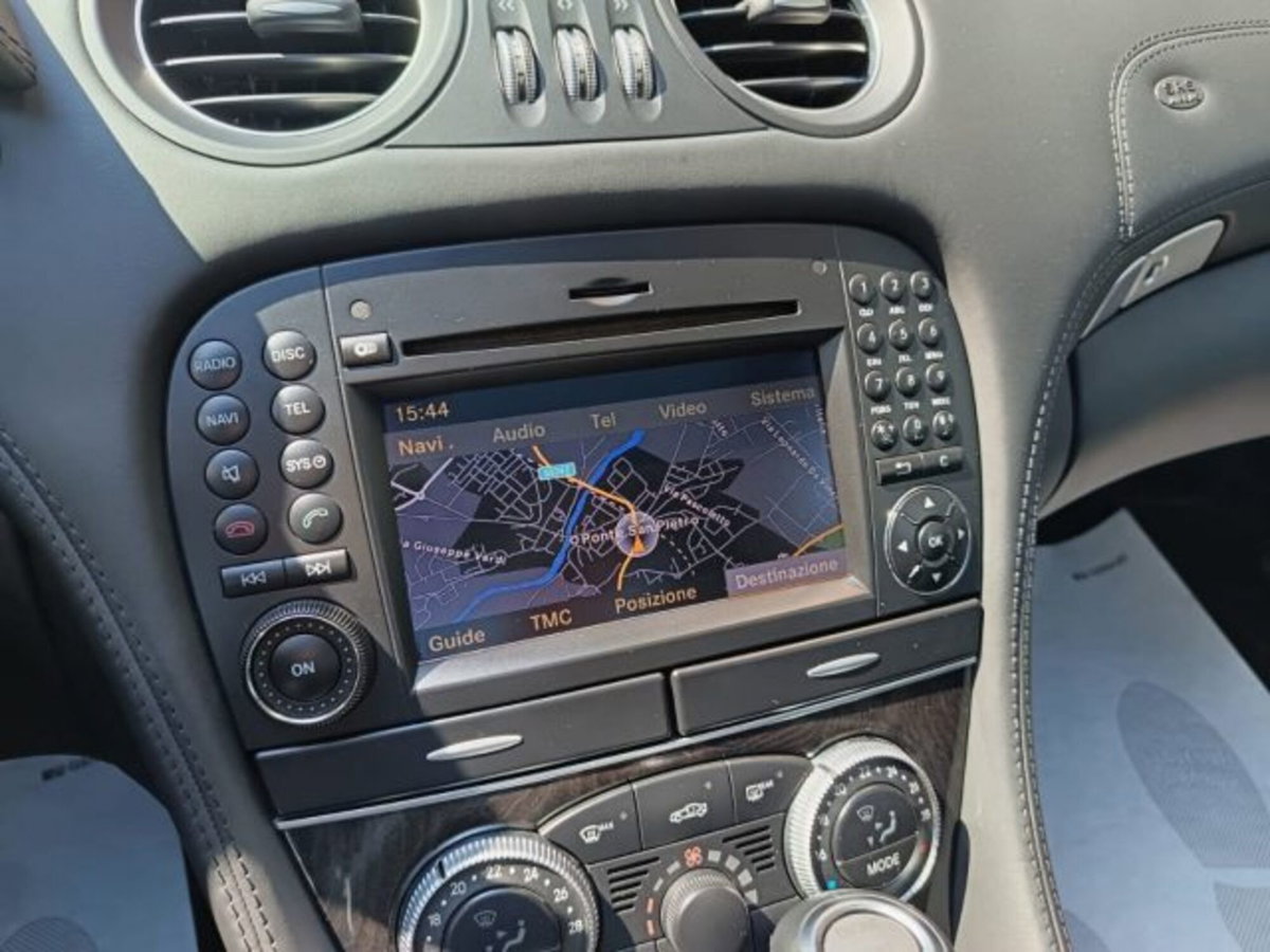 Mercedes-Benz SL 63 cat AMG (12)