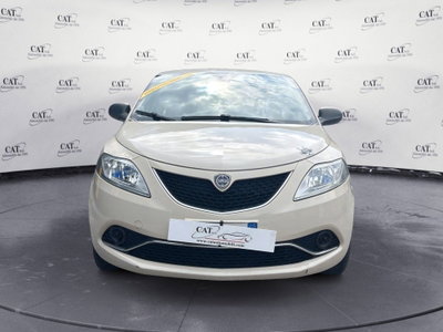 Lancia Ypsilon 1.2 69 CV 5 porte Mya (2)
