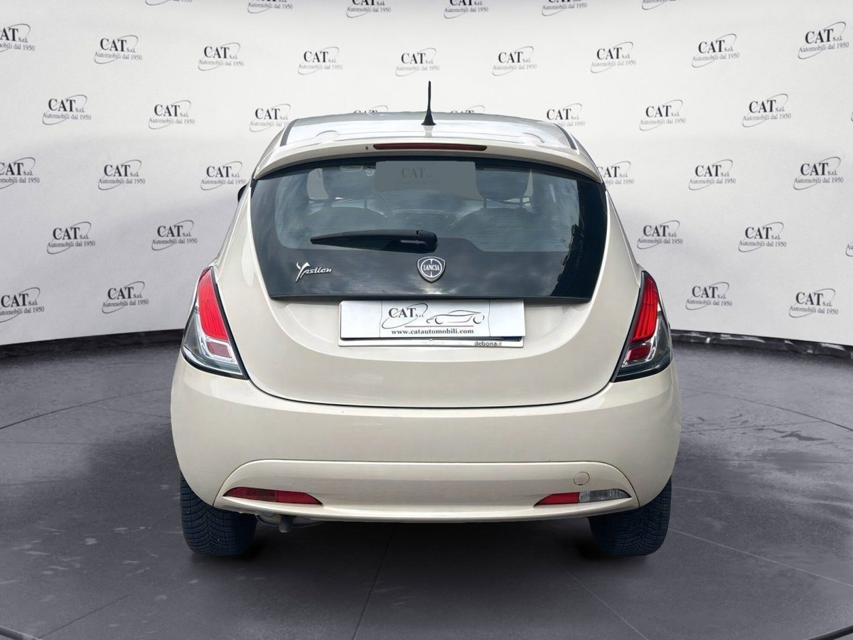 Lancia Ypsilon 1.2 69 CV 5 porte Mya (6)