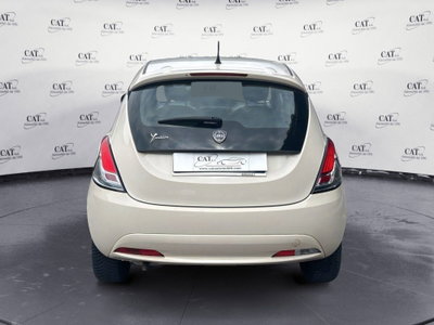 Lancia Ypsilon 1.2 69 CV 5 porte Mya (6)