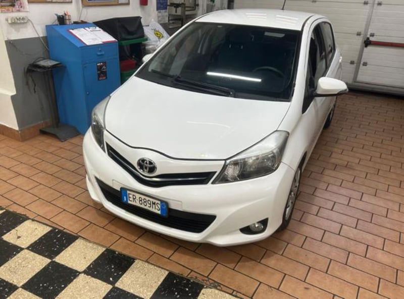 Toyota Yaris 1.D-4D 5 porte Lounge