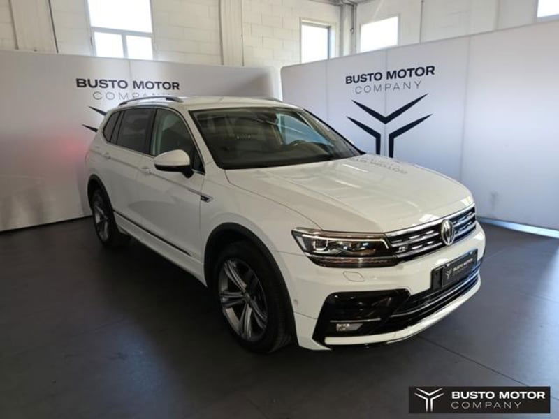 Volkswagen Tiguan 2.0 tdi R-Line 150cv dsg
