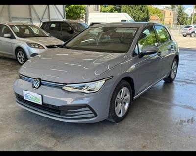 Volkswagen Golf 2.0 TDI SCR Life usata