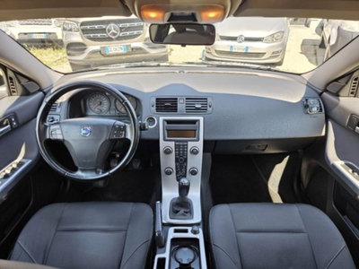 Volvo V50 D2 POLAR (10)