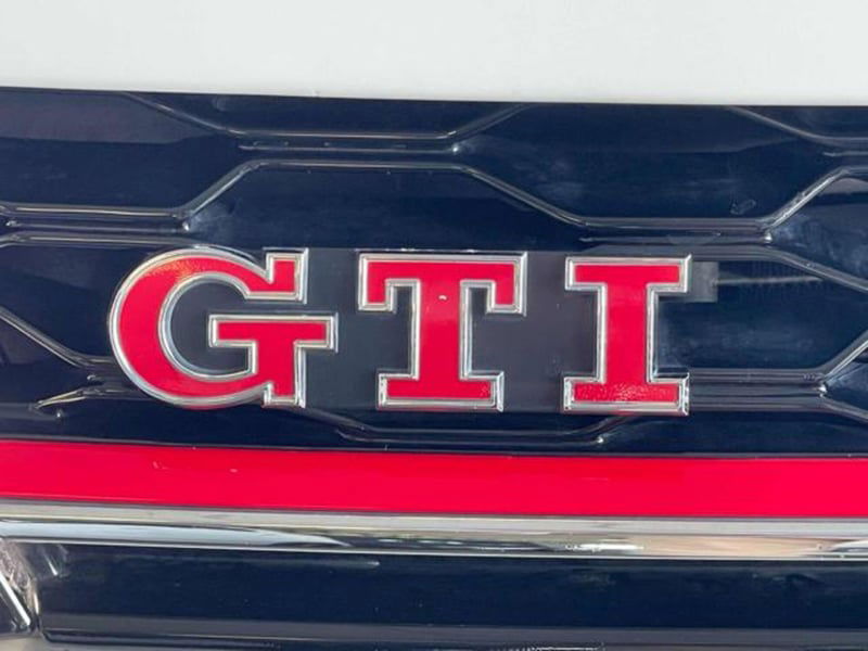 Volkswagen Golf 2.0 tsi GTI MT Ultimate 245cv