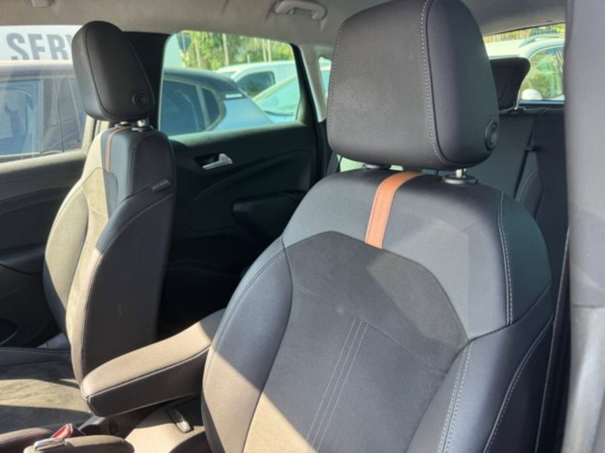 Opel Crossland 1.5 ECOTEC D 120 CV Start&Stop aut. Ultimate (16)