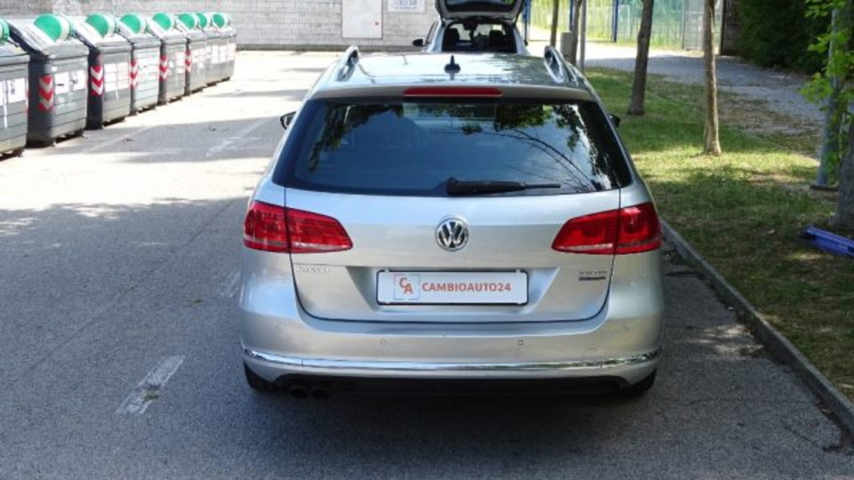 Volkswagen Passat Variant 2.0 TDI DSG High. BM.Tech. (6)