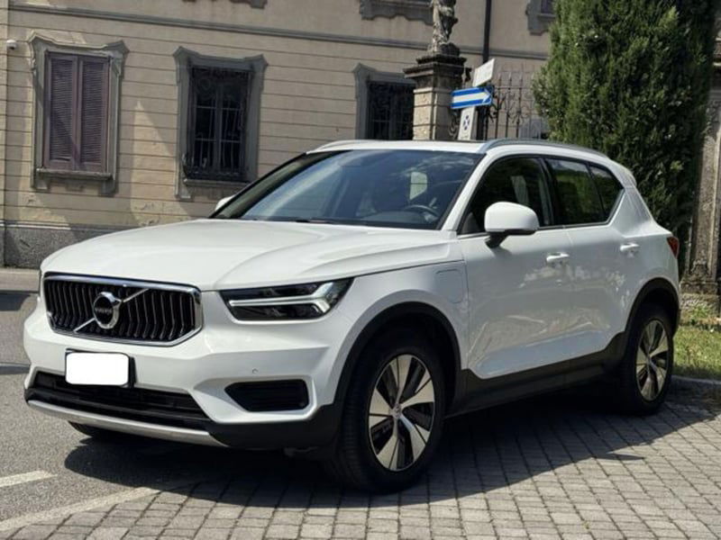 Volvo XC40 T4 Recharge Plug-in Hybrid R-design