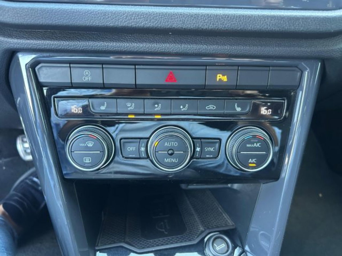 Volkswagen T-Roc 2.0 tdi R-Line 4motion 150cv dsg (13)