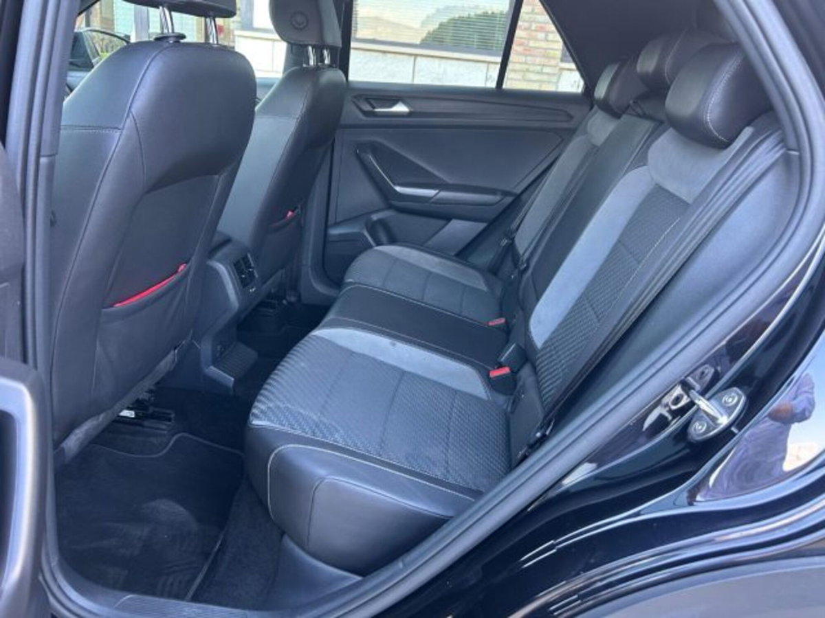 Volkswagen T-Roc 2.0 tdi R-Line 4motion 150cv dsg (9)