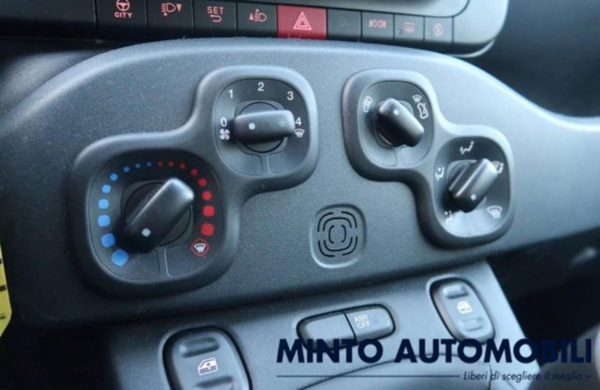 Fiat Panda Cross 1.0 firefly hybrid Cross s&s 70cv 5p.ti (14)