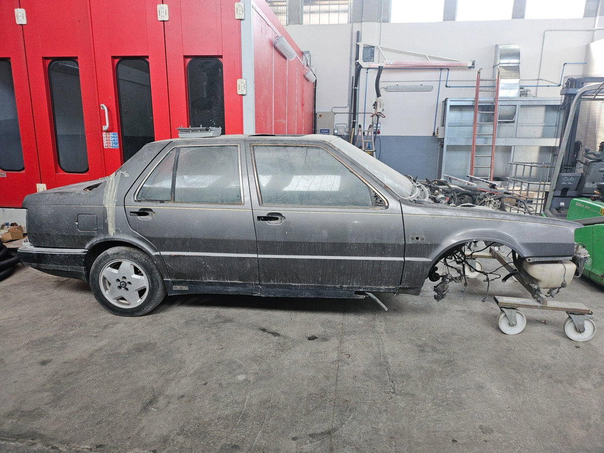 Alfa Romeo 75 1.8i turbo America (14)