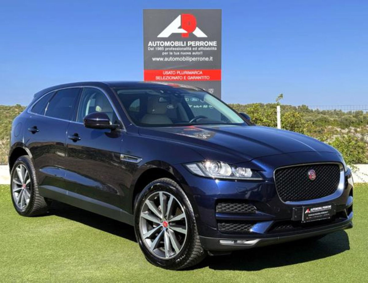 Jaguar F-Pace 2.0 D 180 CV AWD Prestige (3)