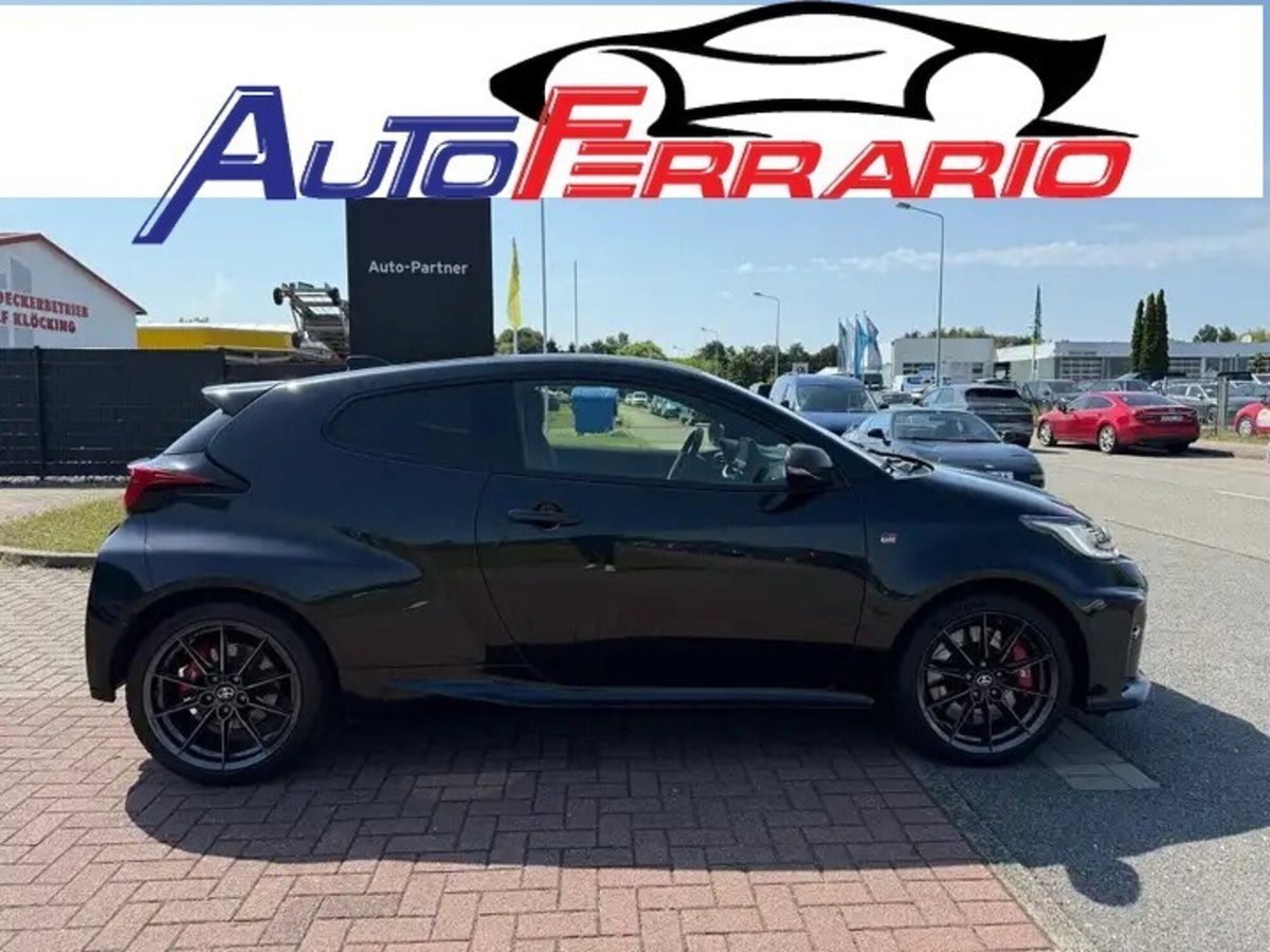 Toyota GR Yaris 1.6 Turbo 3 porte GR Yaris Circuit (2)