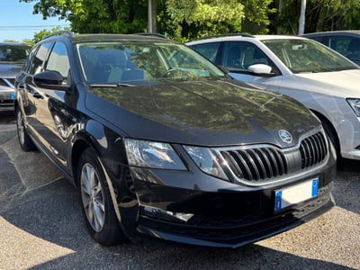 Skoda Octavia Station Wagon 1.6 TDI SCR 115 CV DSG Wagon Style usata
