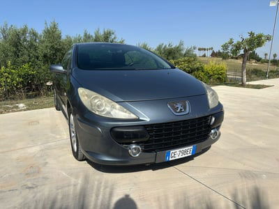 Peugeot 307 Cabrio HDi FAP CC Féline usata