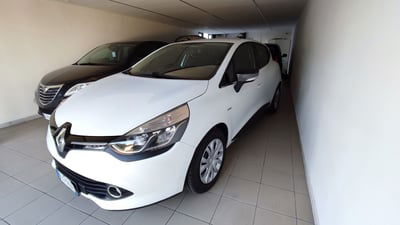 Renault Clio 1.5 dCi 8V 75CV 5 porte Wave usata
