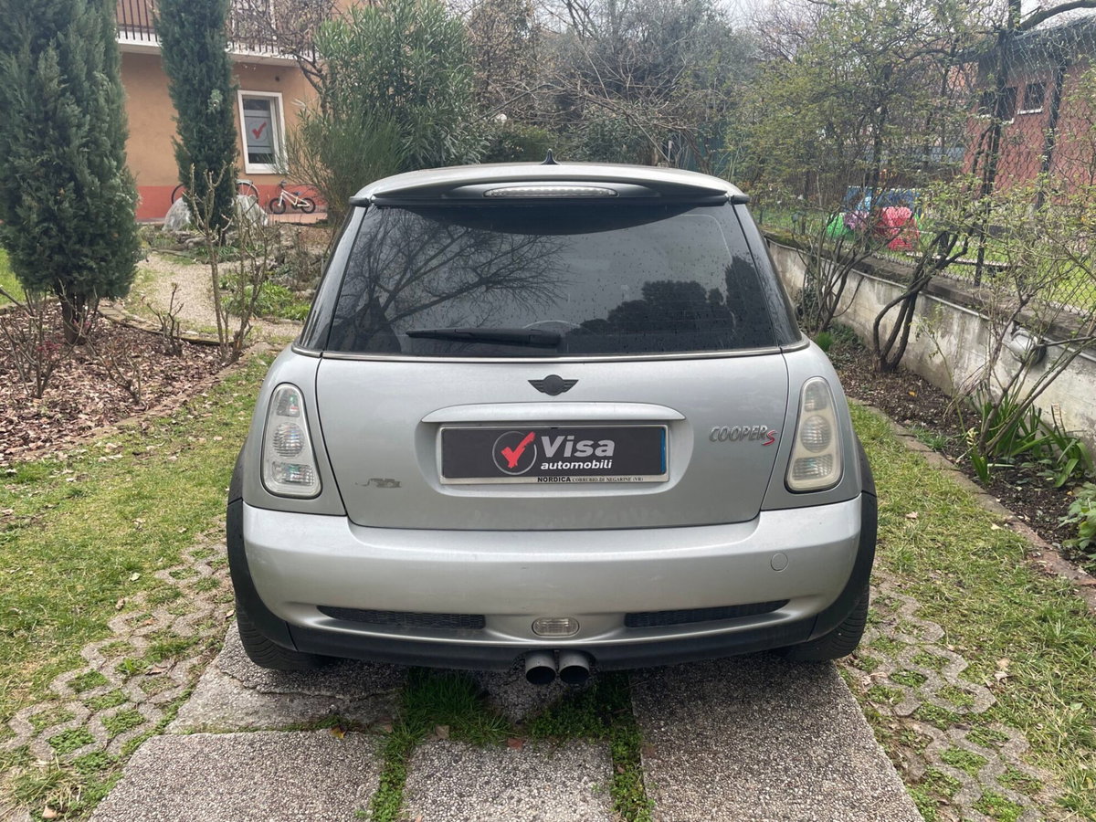 MINI Mini 1.6 16V Cooper S (3)