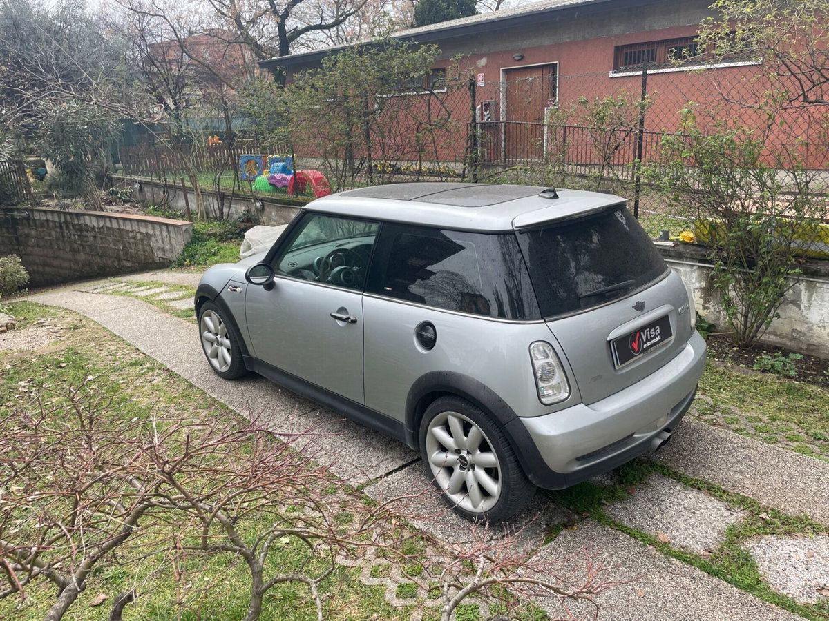 MINI Mini 1.6 16V Cooper S (4)