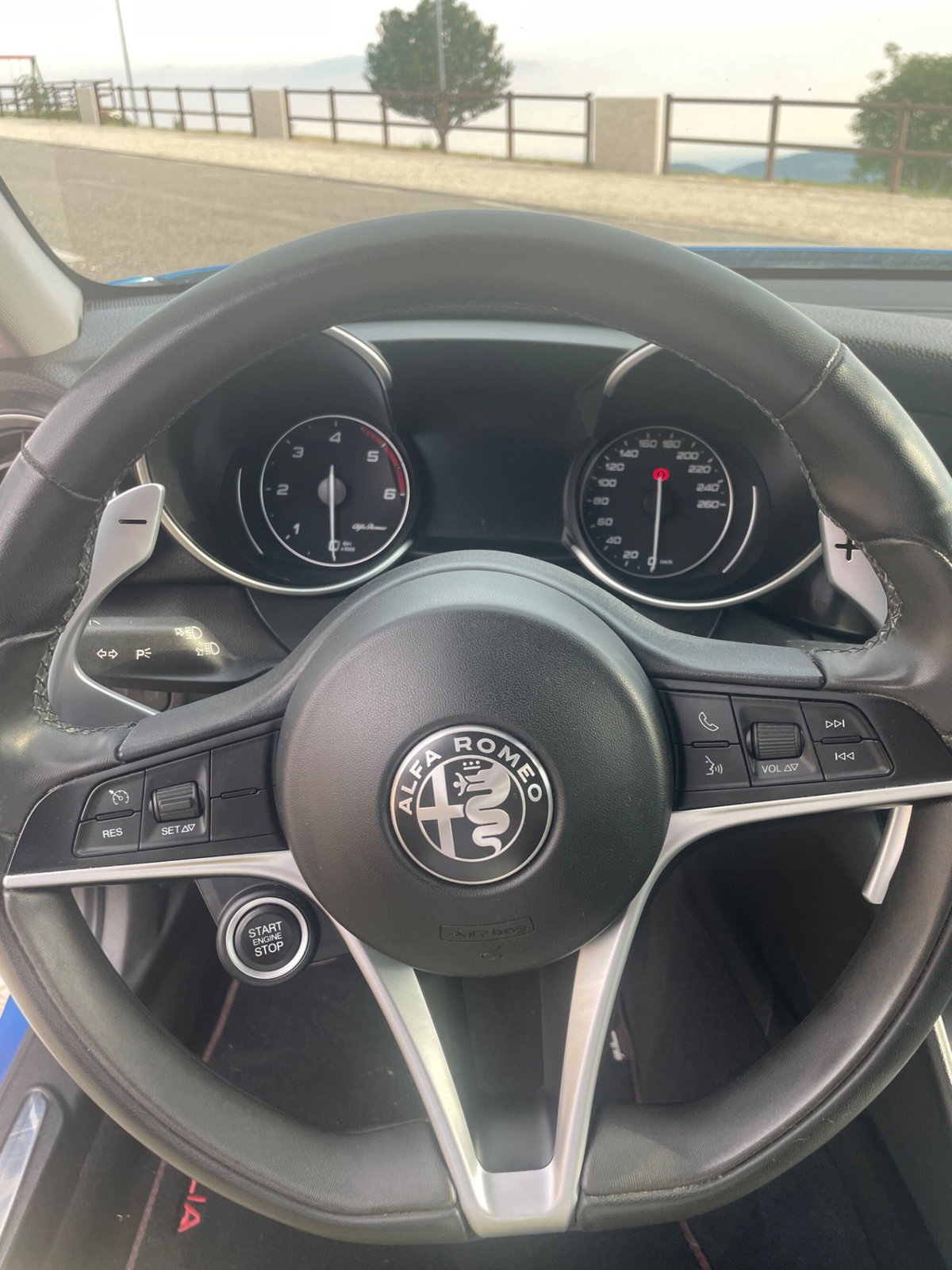 Alfa Romeo Giulia 2.2 Turbodiesel 210 CV AT8 AWD Q4 Veloce (16)