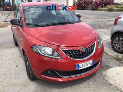 Lancia Ypsilon 1.0 FireFly 5 porte S&S Hybrid Gold Plus usata
