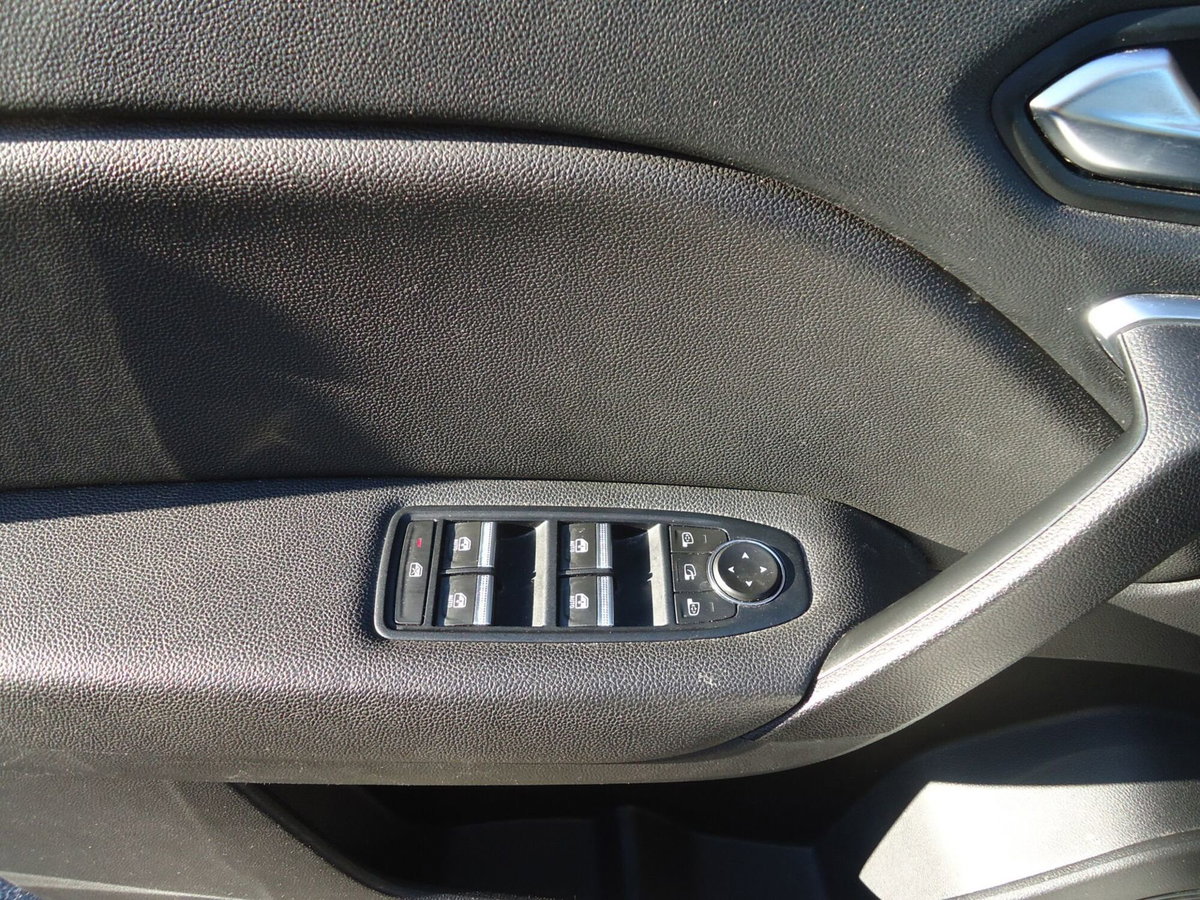 Renault Captur TCe 130 CV EDC FAP Business (13)