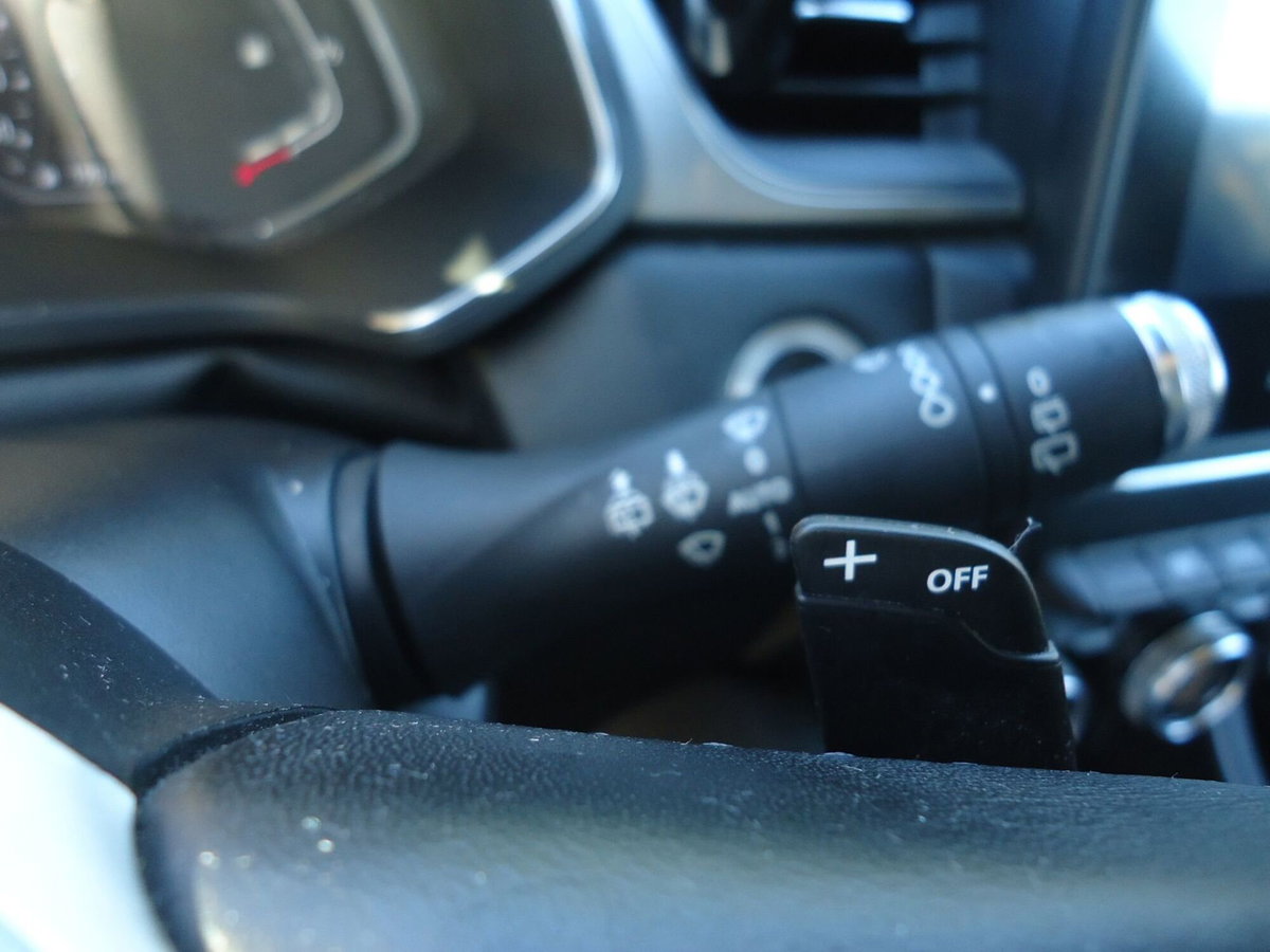 Renault Captur TCe 130 CV EDC FAP Business (16)