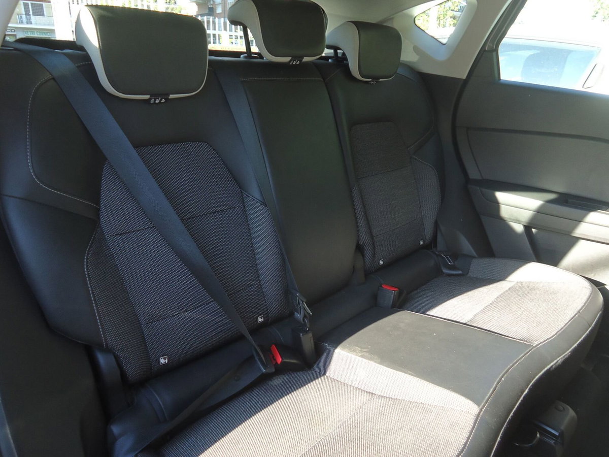 Renault Captur TCe 130 CV EDC FAP Business (6)