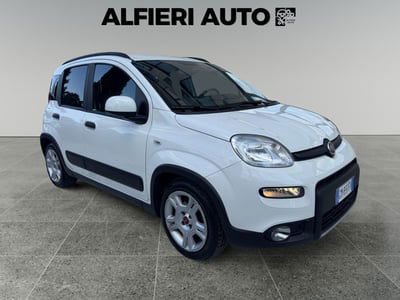 Fiat Panda 1.0 FireFly S&S Hybrid City Cross usata