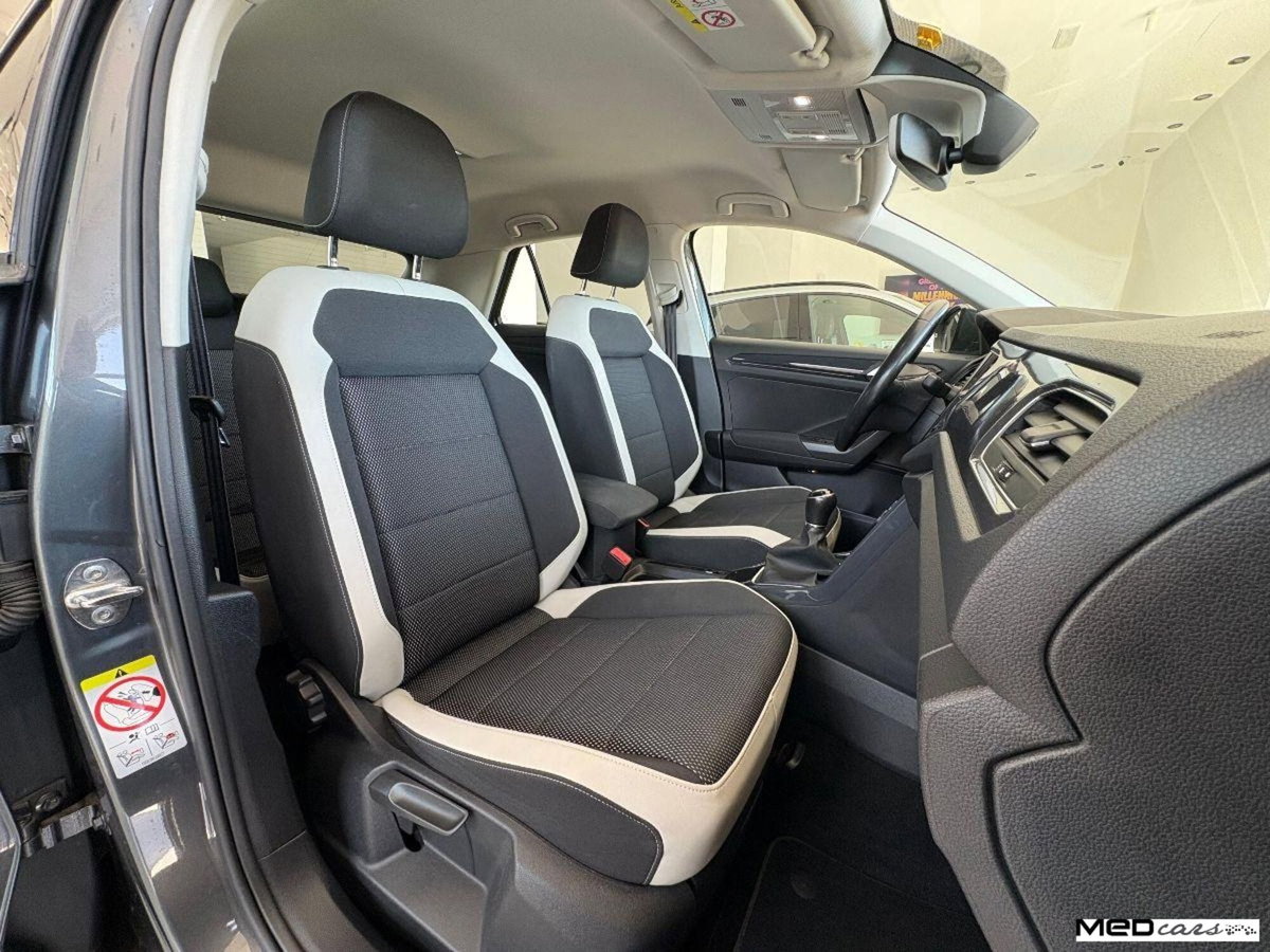 Volkswagen T-Roc 1.0 tsi Style 115cv (10)