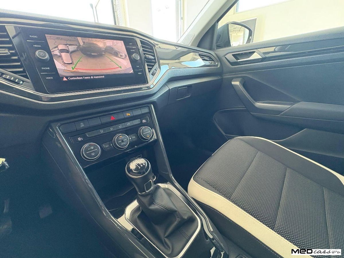 Volkswagen T-Roc 1.0 tsi Style 115cv (14)