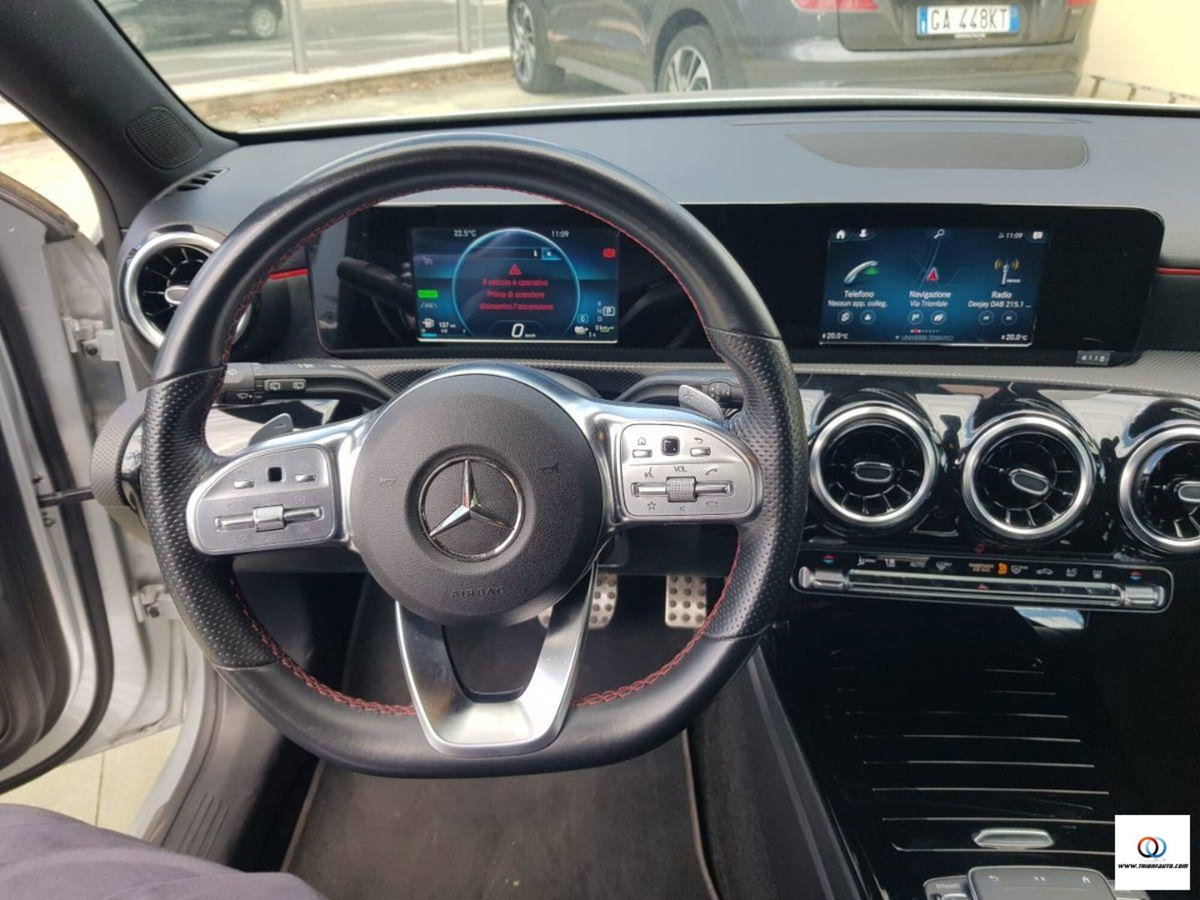 Mercedes-Benz Classe A 250 e Automatic EQ-Power Premium (15)