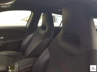 Mercedes-Benz Classe A 250 e Automatic EQ-Power Premium (20)