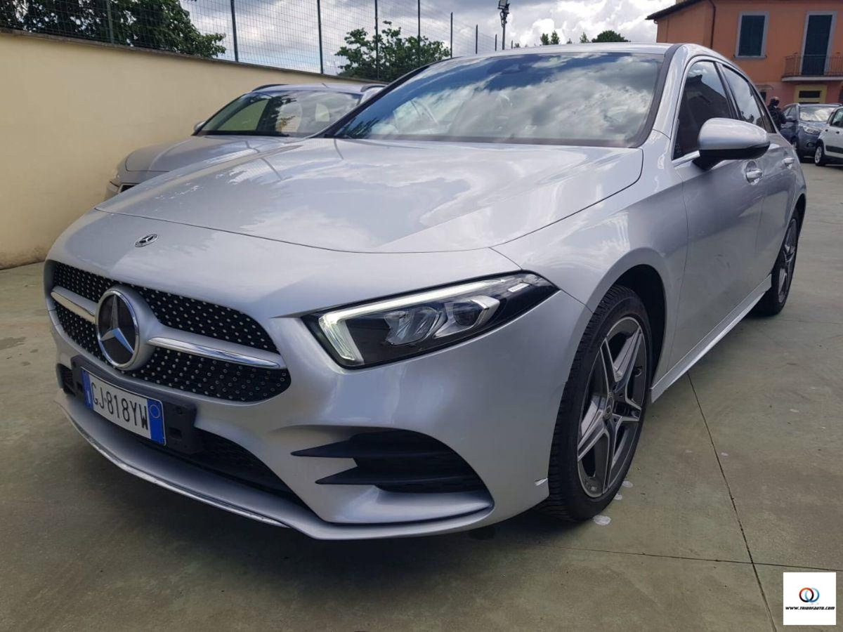 Mercedes-Benz Classe A 250 e Automatic EQ-Power Premium (4)