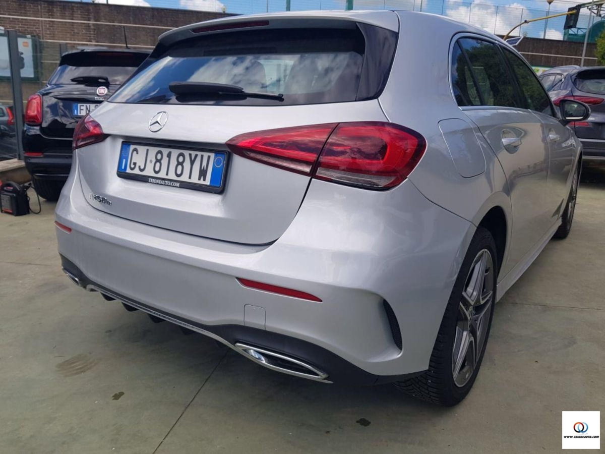 Mercedes-Benz Classe A 250 e Automatic EQ-Power Premium (7)