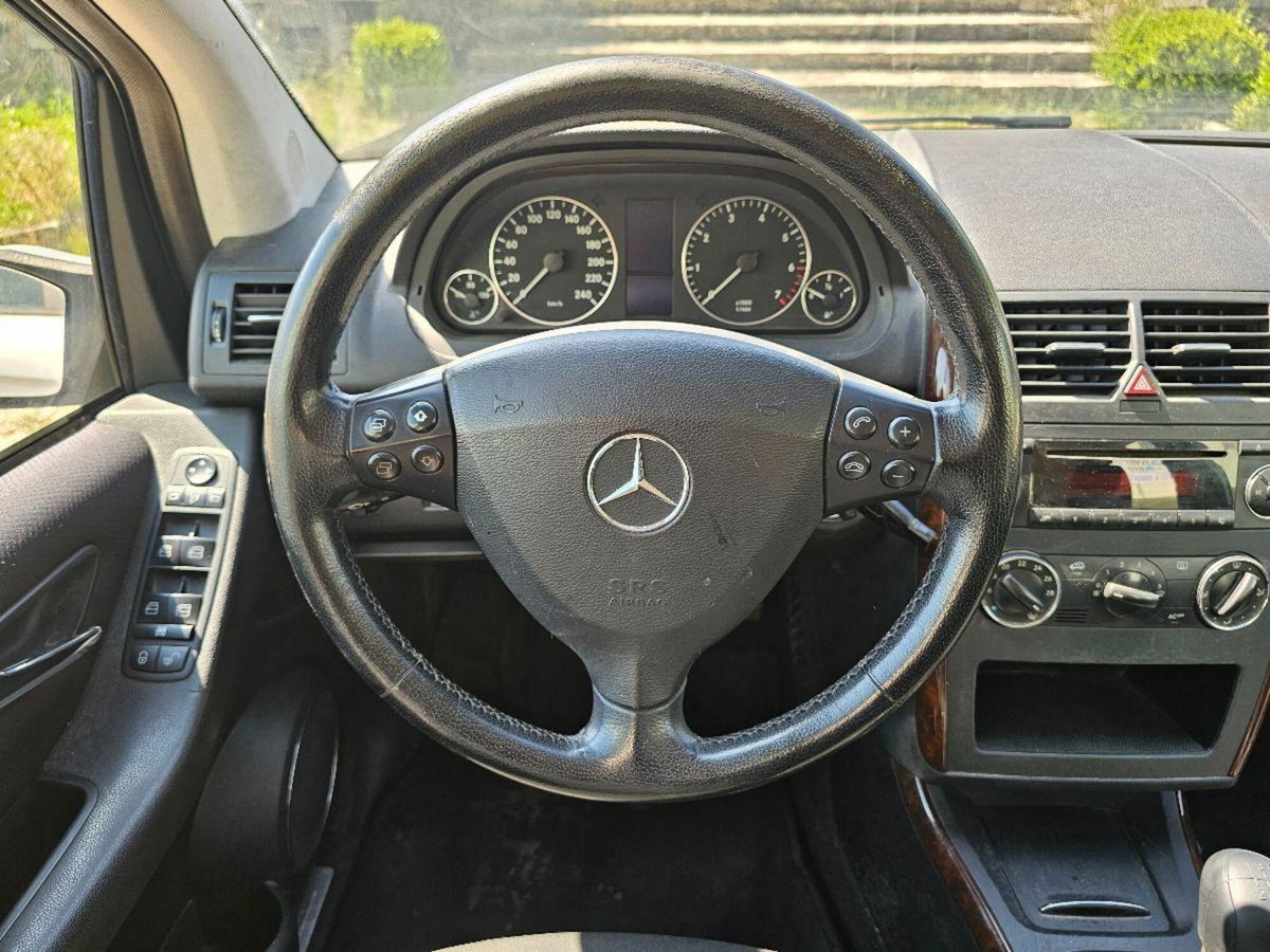 Mercedes-Benz Classe A 150 Avantgarde (13)