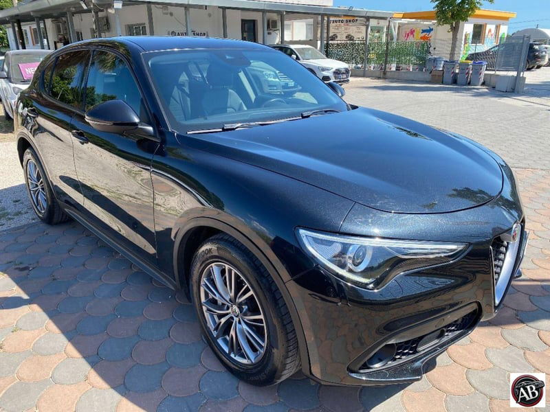 Alfa Romeo Stelvio Stelvio 2.2 Turbodiesel 180 CV AT8 RWD Business