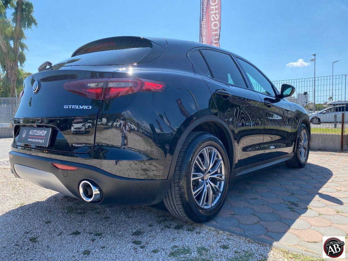 Alfa Romeo Stelvio Stelvio 2.2 Turbodiesel 180 CV AT8 RWD Business (6)