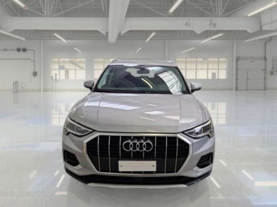 Audi Q3 35 2.0 tdi Business Advanced s-tronic usata