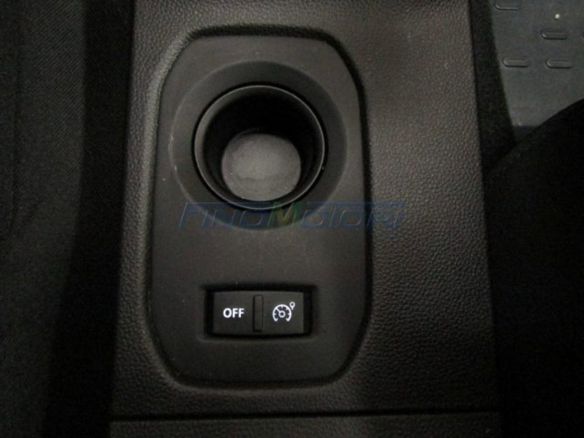 Dacia Duster 1.6 SCe 4x2 Access (10)