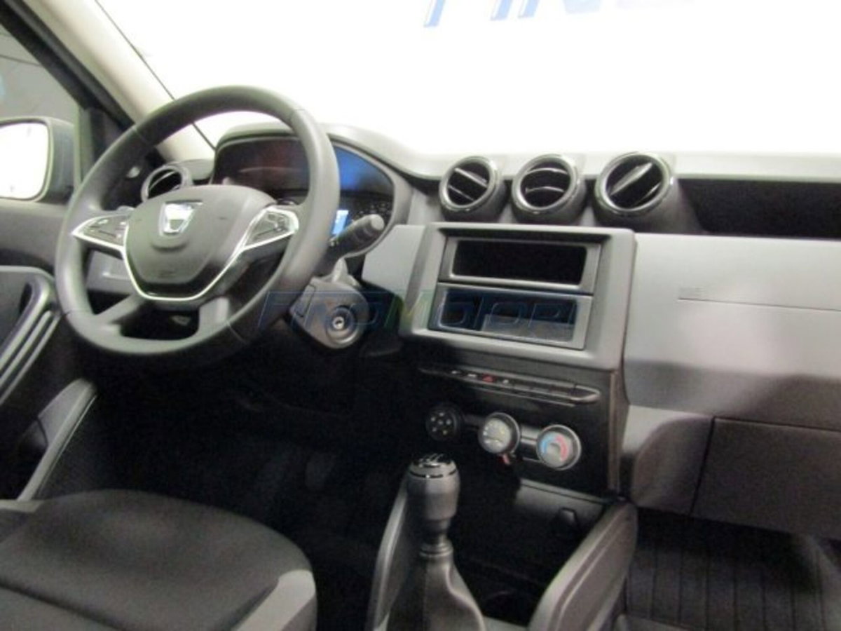 Dacia Duster 1.6 SCe 4x2 Access (6)