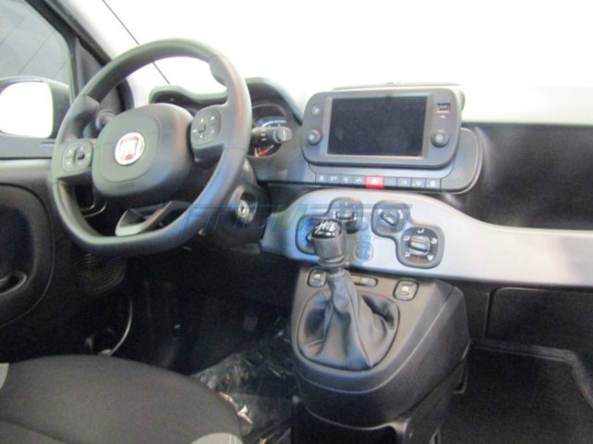 Fiat Panda 1.0 firefly hybrid s&s 70cv 5p.ti (5)