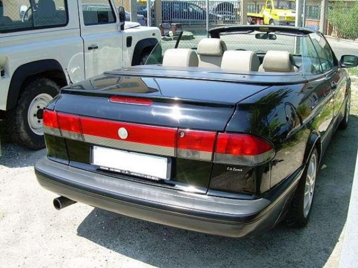 Saab 900 Cabrio 2.0i turbo 16V cat SE (2)