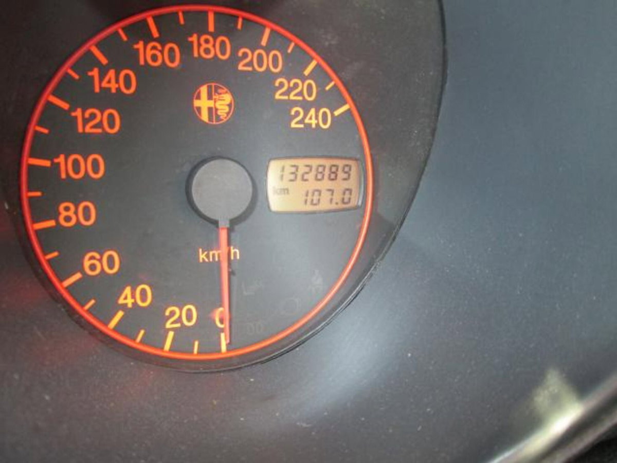 Alfa Romeo 156 1.8i 16V Twin Spark cat (4)