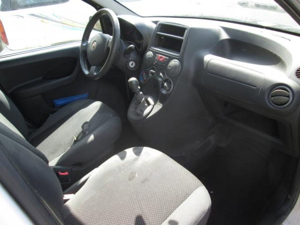 Fiat Panda 1.2 Natural Power Van Active 2 posti (4)