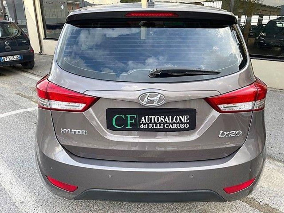 Hyundai ix20 1.4 90 CV Comfort (5)