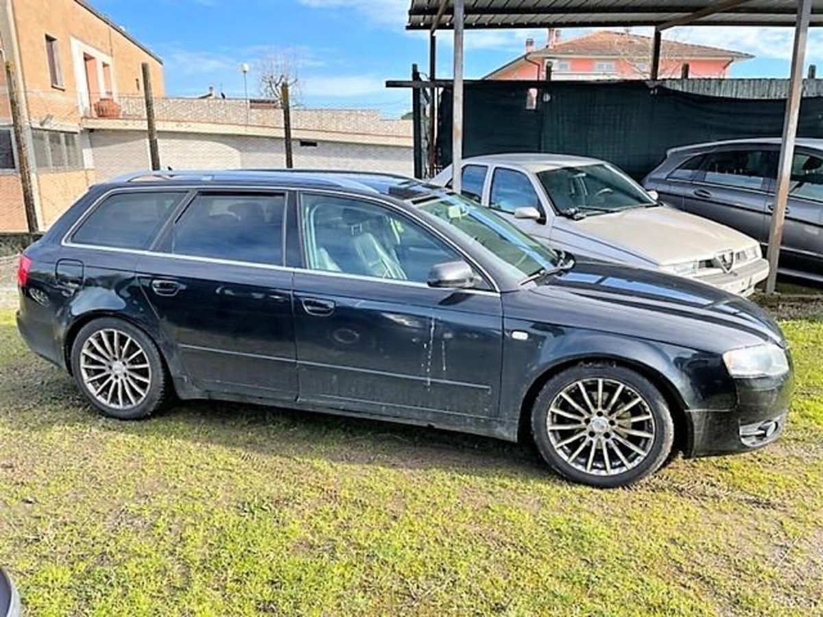 Audi A4 Avant 2.0 TDI F.AP. multitronic (4)