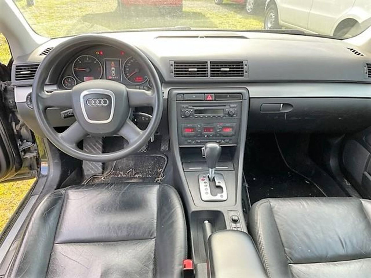 Audi A4 Avant 2.0 TDI F.AP. multitronic (9)
