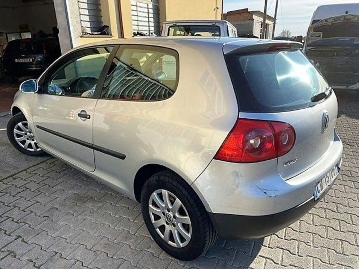 Volkswagen Golf 1.9 TDI 3p. Comfortline (7)